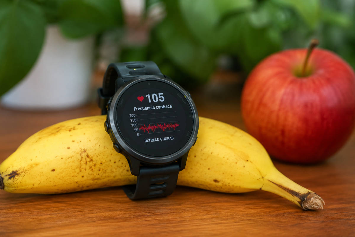 Reloj detectando pulso en un plátano. Imagen: TodoMountainBike
