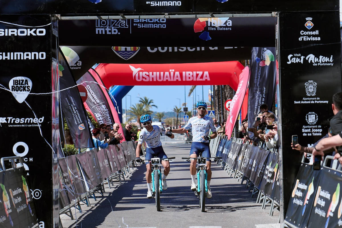 Vuelta a Ibiza MTB 2026: Morcillo y Barroso golpean primero en una apertura ya marcada por la dureza
