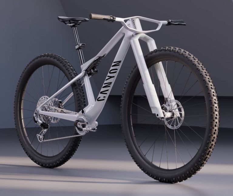 Canyon imagina el futuro del Cross Country con una revolucionaria MTB de 32 pulgadas y manillar biplano