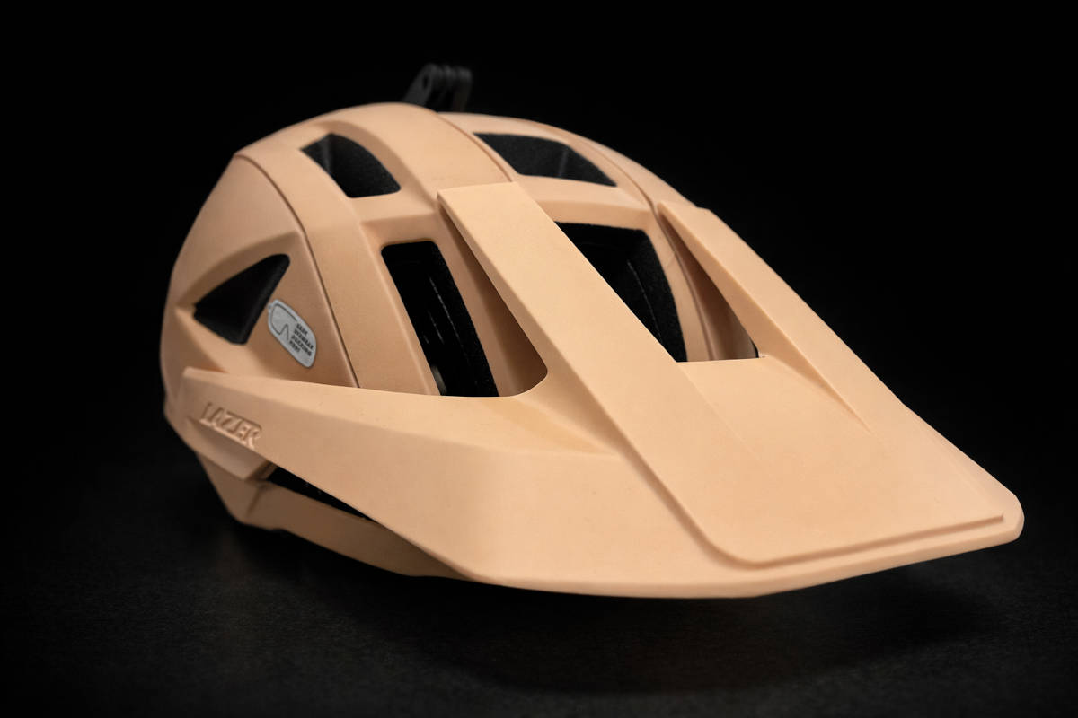 Lazer Impala KinetiCore: un casco de MTB que prioriza ventilación y seguridad, aunque discutible por precio