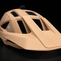 Lazer Impala KinetiCore: un casco de MTB que prioriza ventilación y seguridad, aunque discutible por precio