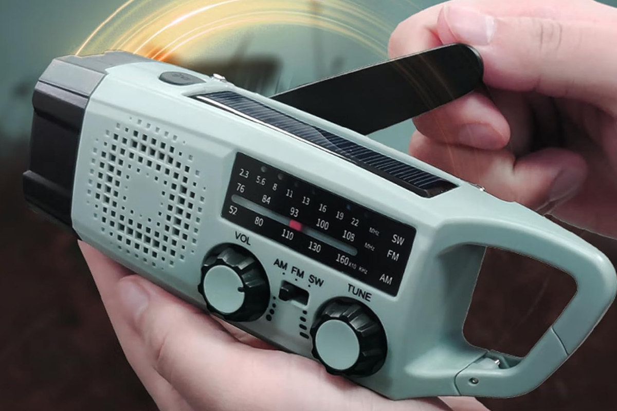 Radio de emergencia portátil. Imagen: Gemmac