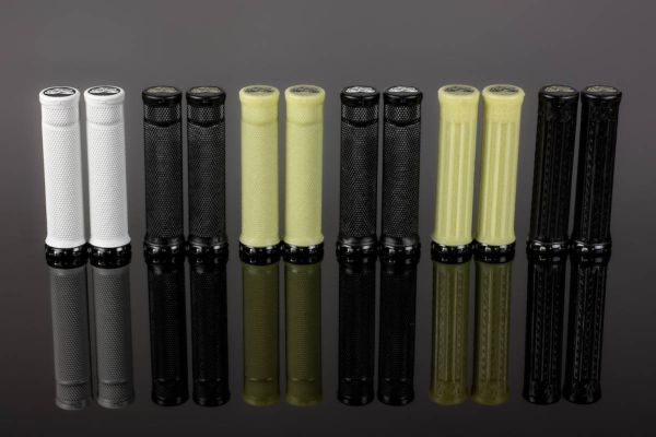 Renthal presenta los puños Single Collar Lock-On con tres compuestos y doble patrón de agarre