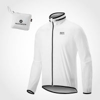 Chaqueta reflectante Rockbros con autocarga de luz: visibilidad y protección para entrenar de noche