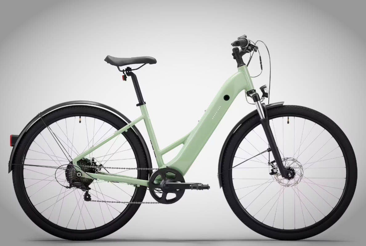 Rockrider E-ACTV 100: la bicicleta eléctrica asequible que quiere conquistar la movilidad urbana diaria