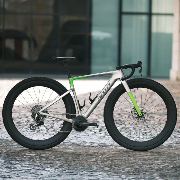 Scott rompe con todo lo escrito con una bicicleta de 32 pulgadas para conquistar la Unbound Gravel