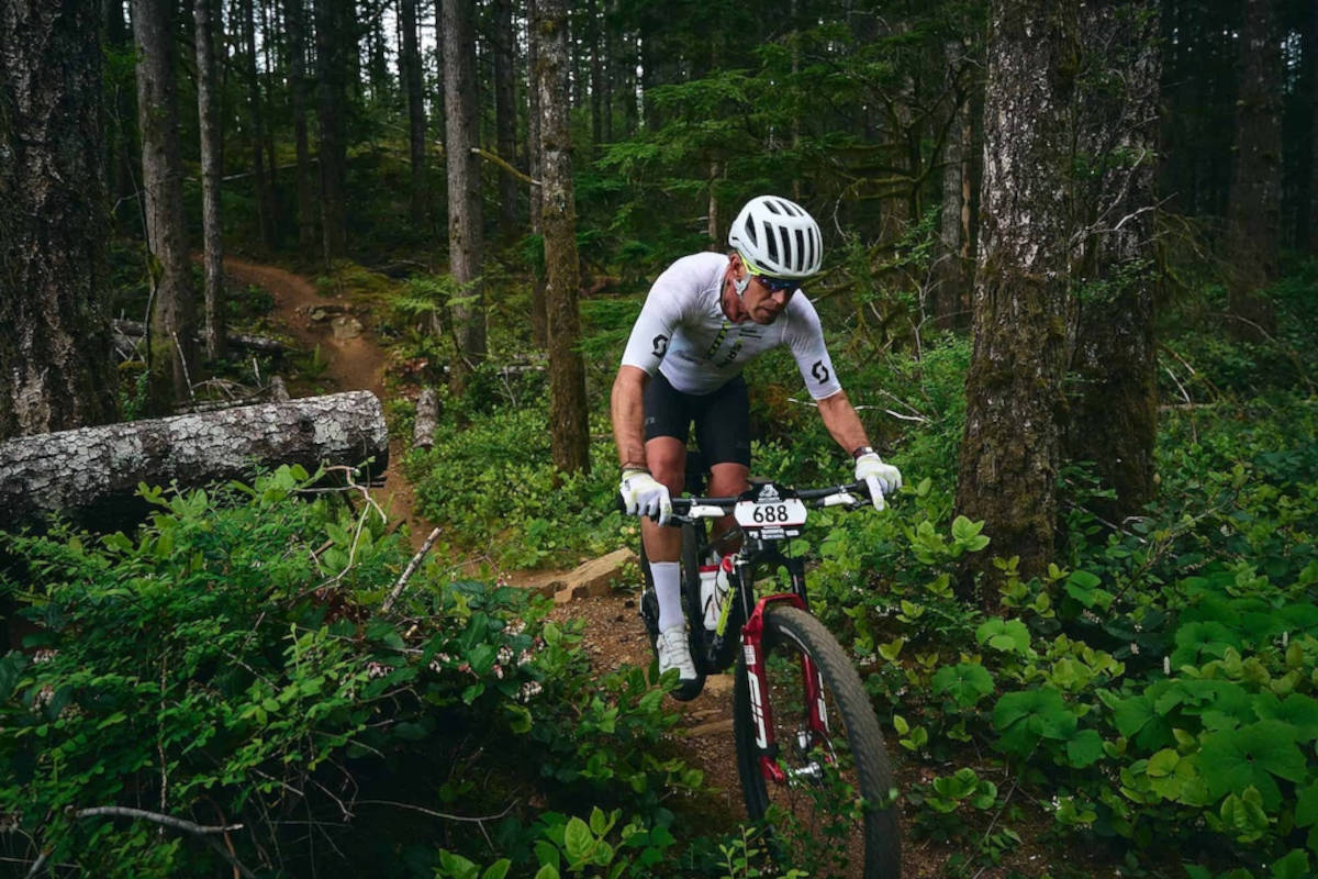 Thomas Frischknecht en la segunda etapa. Imagen: BC Bike Race