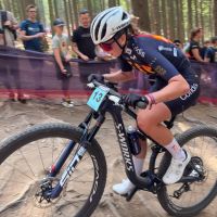 Las júnior españolas ganan experiencia en una exigente UCI Junior Series de Nové Město