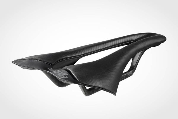 Selle Italia refuerza su apuesta por la competición con el nuevo SLR Racing Replica y su red de equipos profesionales