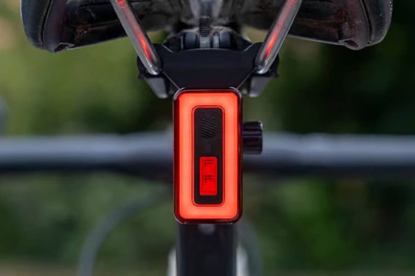 Sigma Nyte 70: una luz trasera que va más allá de la visibilidad básica