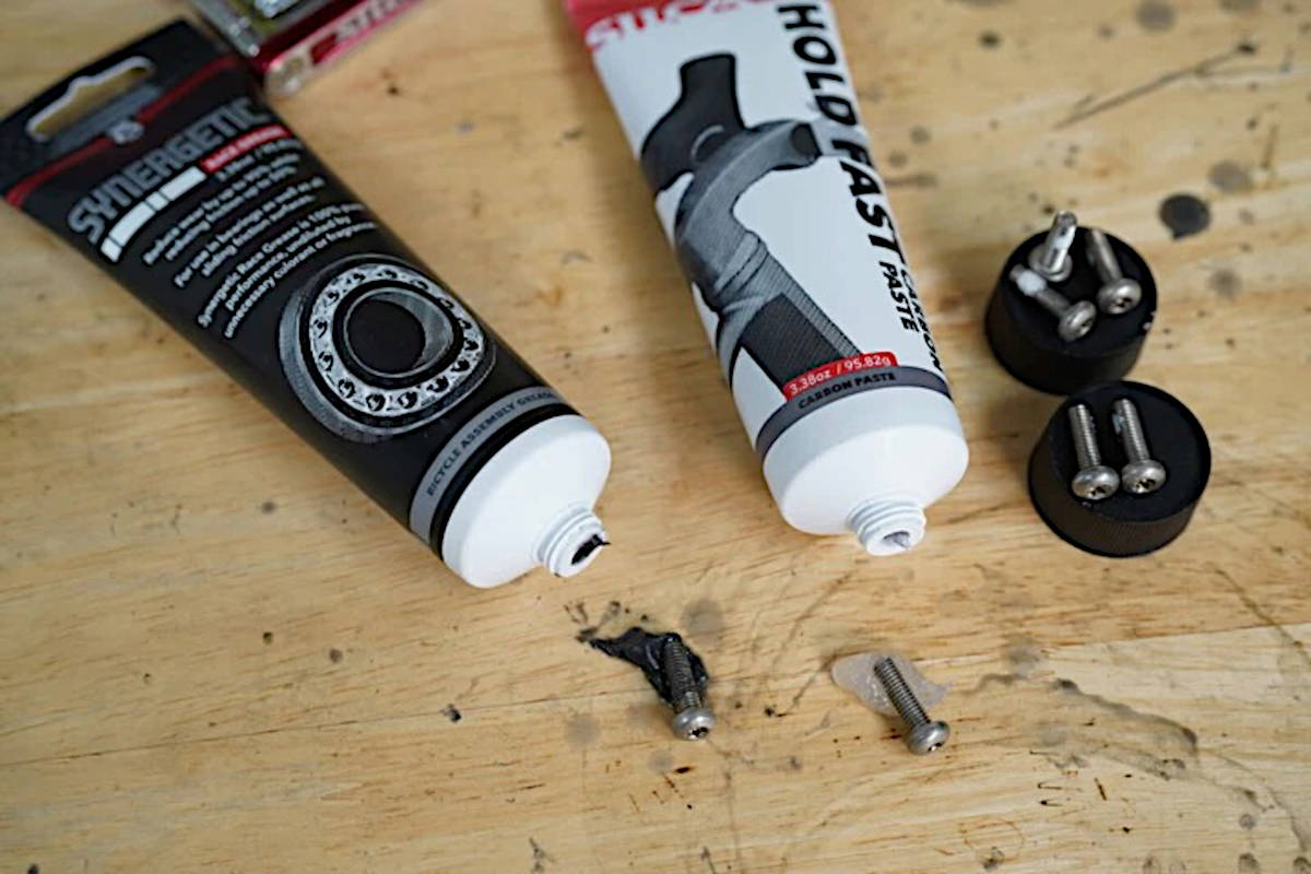 Hold Fast Carbon Paste. Imagen: Silca