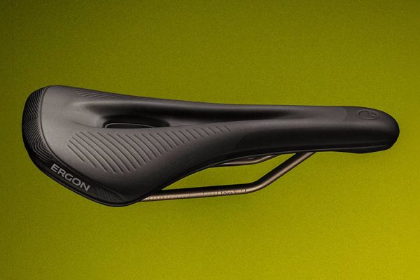 Ergon redefine el sillín de MTB con la nueva gama SMS centrada en eliminar la presión desde el origen