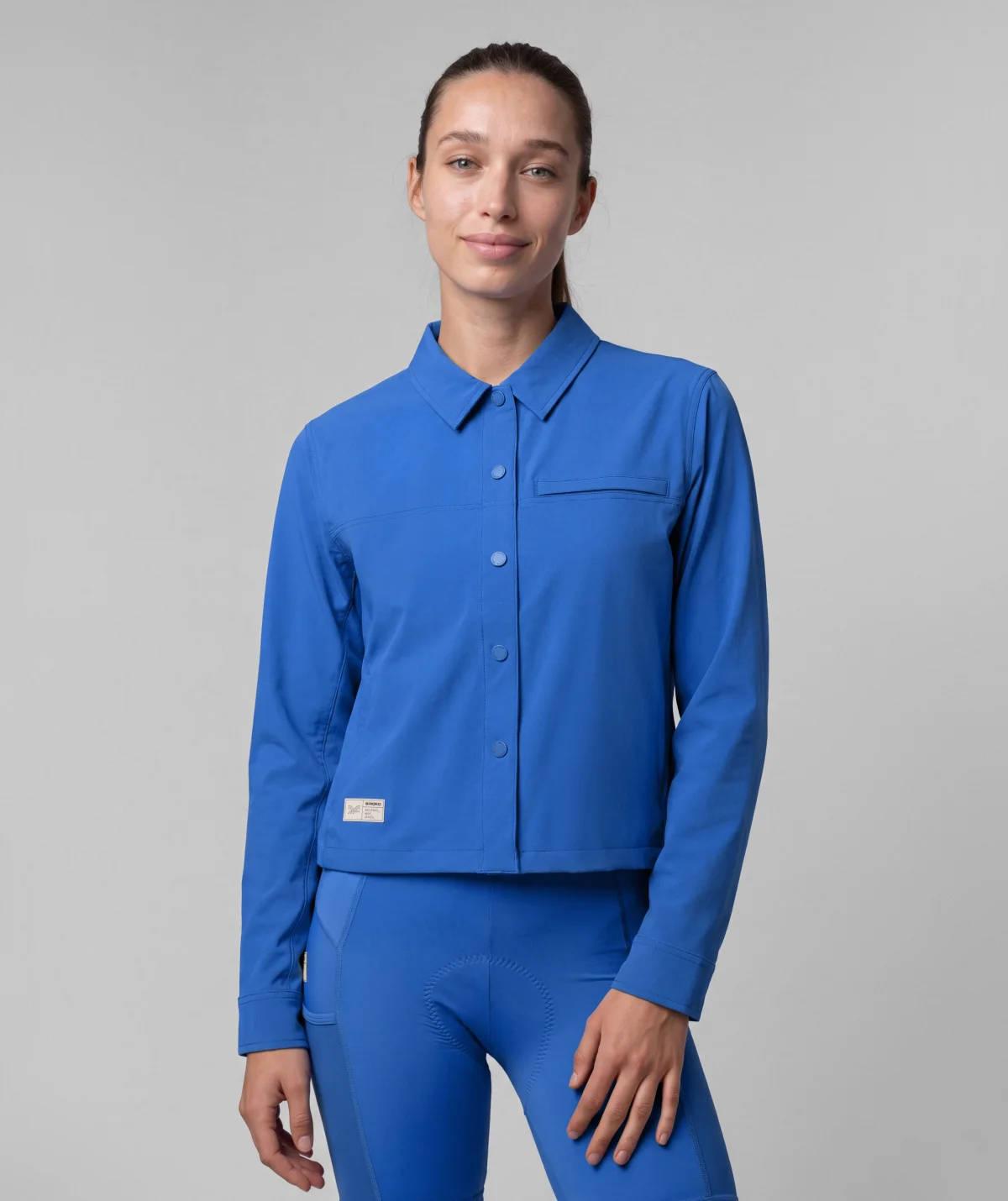 Sobrecamisa Emberly-W Blue. Imagen: Siroko