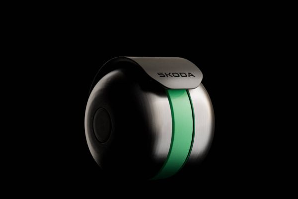 Škoda plantea un nuevo estándar en seguridad ciclista con un timbre que rompe el silencio digital 