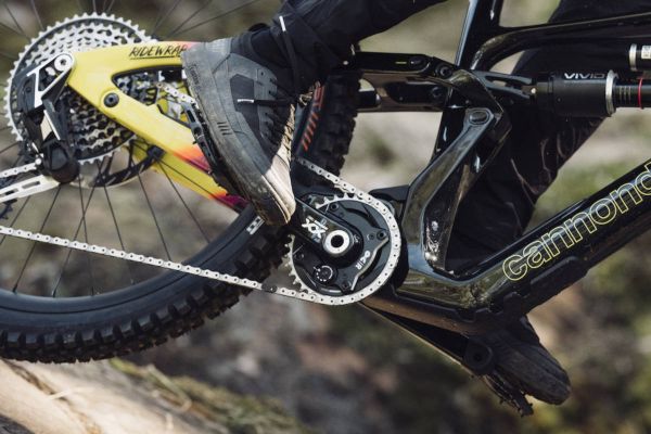 SRAM baja el precio de Ochain y refuerza su sistema antirretroceso para MTB y e-Bikes