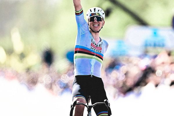 Pogacar entra en el club de los tres Tours de Flandes tras otra exhibición en Oudenaarde