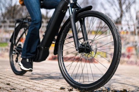 Tannus lleva sus cubiertas sin aire a las e-bikes urbanas y Cargo