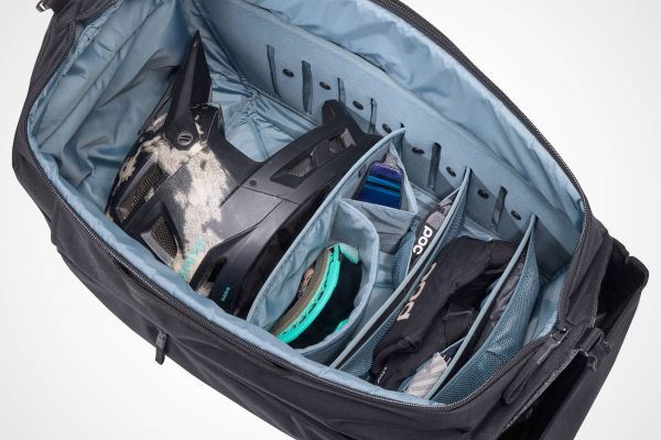 Thule lanza una bolsa de 70 litros pensada para transportar todo el equipamiento de MTB