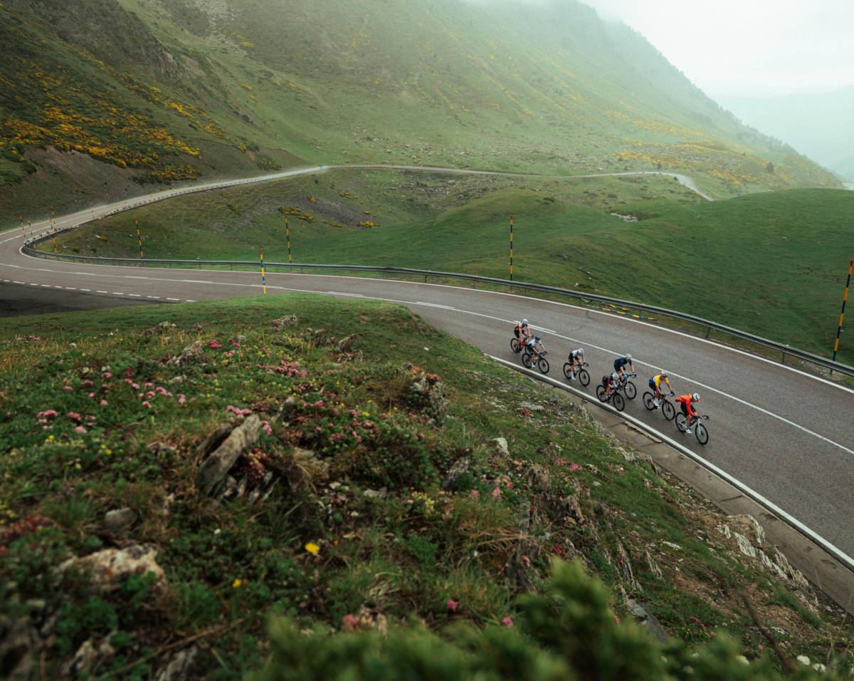 Participantes de la edición 2026. Imagen: Transpyr Coast to Coast