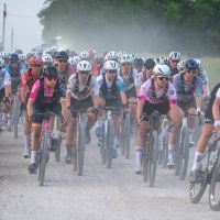 La UNBOUND Gravel 200 vuelve al sur con 207 millas para celebrar su 20º aniversario