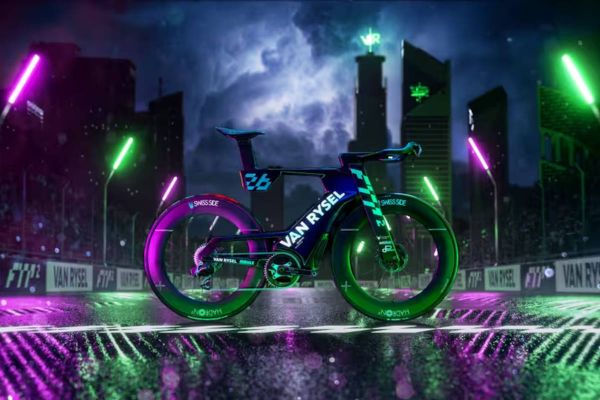 Van Rysel presenta la FTP^2, un concepto de bicicleta que explora los límites de la velocidad asistida