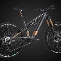 Whistle AXR 2026: así entra en la guerra de las e-MTB más potentes con el nuevo Avinox M2S