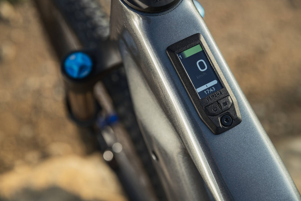 Pantalla integrada en el cuadro. Imagen: Yamaha