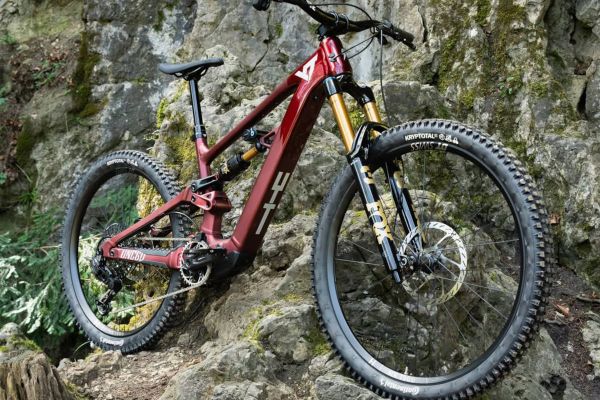 YT Industries democratiza el motor Avinox M2S: así es la nueva Decoy X Core desde 4.499 euros
