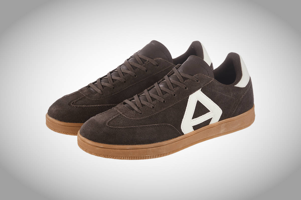 Sneaker de piel. Imagen: ALDI