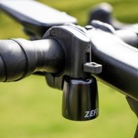 Zéfal propone una solución poco habitual para el MTB y el Gravel: un timbre pensado de verdad para los senderos